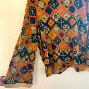 Flare sleeve sweater